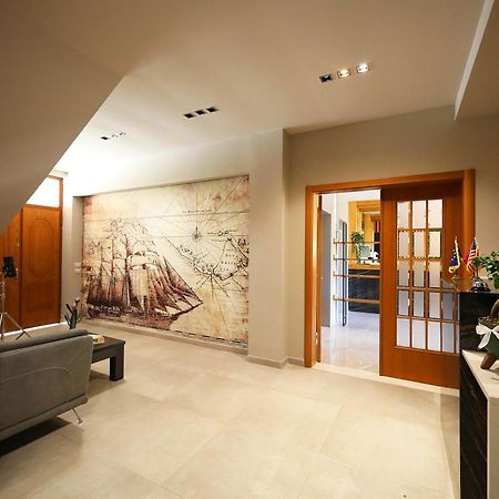 Hotel Erjuma Vlorë Екстериор снимка