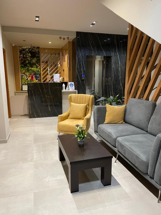 Hotel Erjuma Vlorë Екстериор снимка